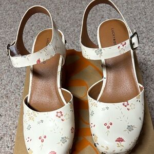 Lucky Brand Women's Floral Cream Mules